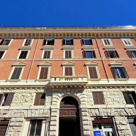 Fori Imperiali Apartment โรม ภายนอก รูปภาพ