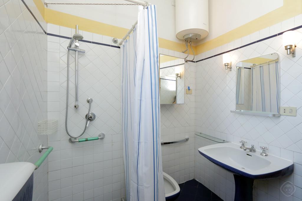 Fori Imperiali Apartment โรม ภายนอก รูปภาพ