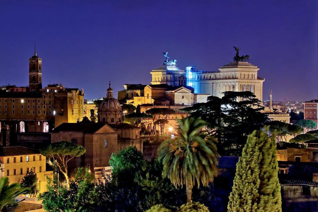 Fori Imperiali Apartment โรม ภายนอก รูปภาพ