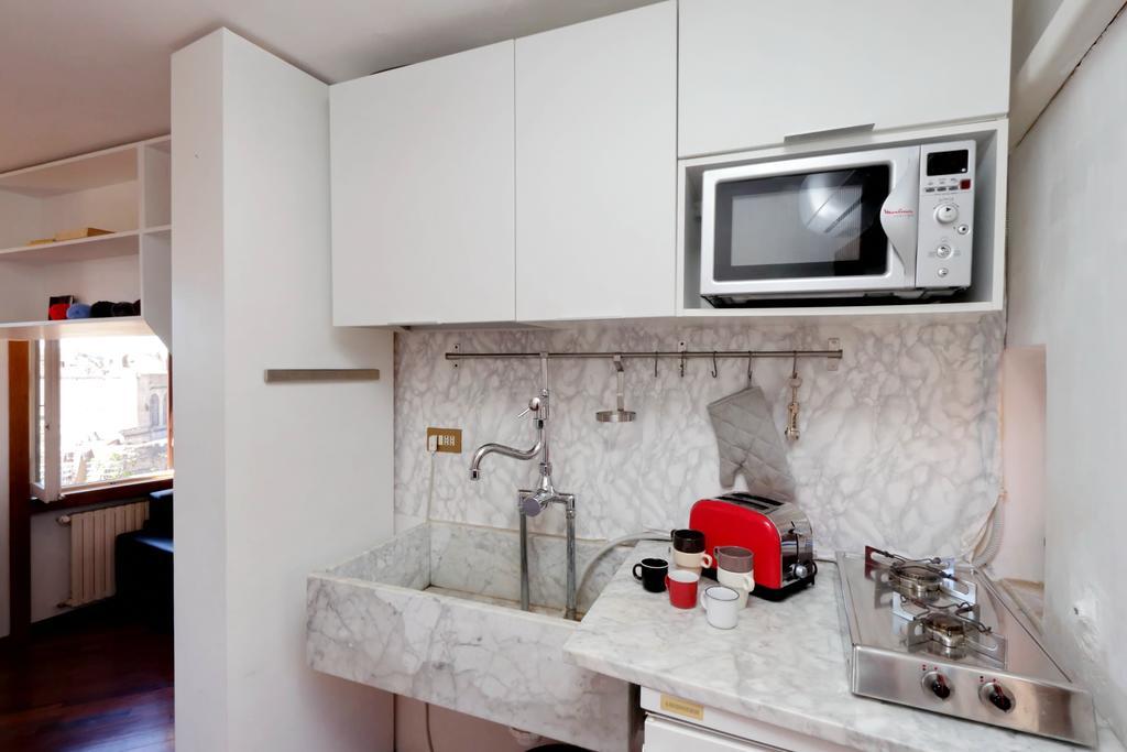 Fori Imperiali Apartment โรม ภายนอก รูปภาพ