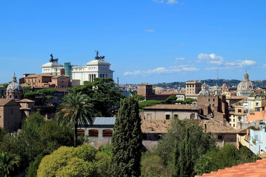 Fori Imperiali Apartment โรม ภายนอก รูปภาพ