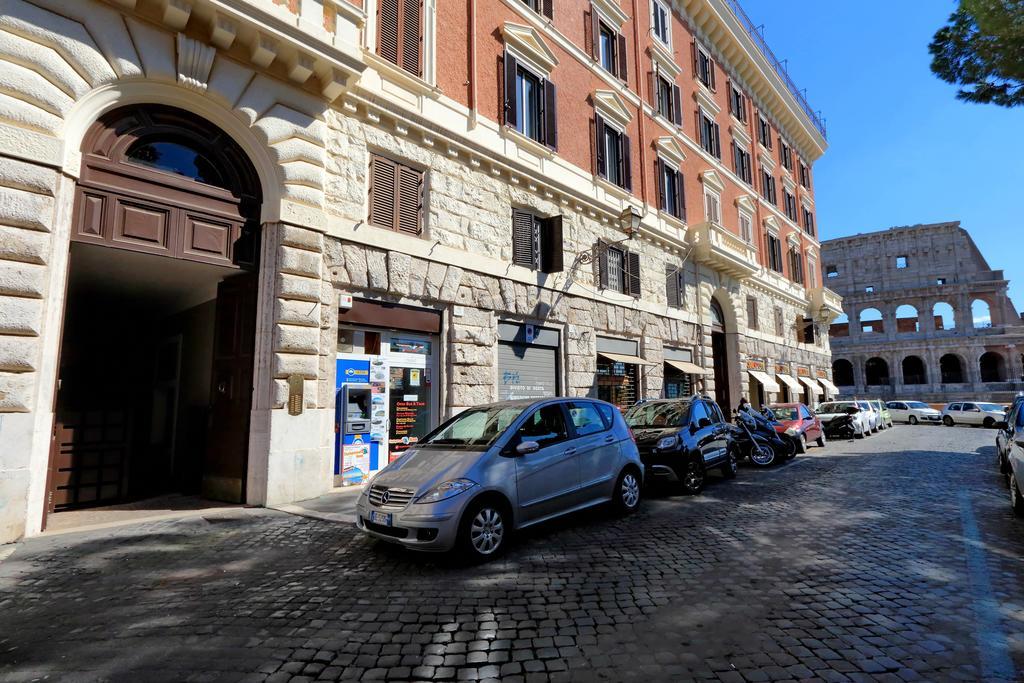 Fori Imperiali Apartment โรม ภายนอก รูปภาพ