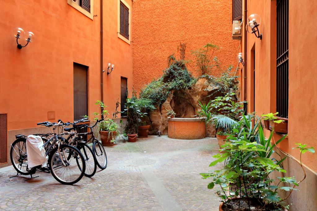 Fori Imperiali Apartment โรม ภายนอก รูปภาพ