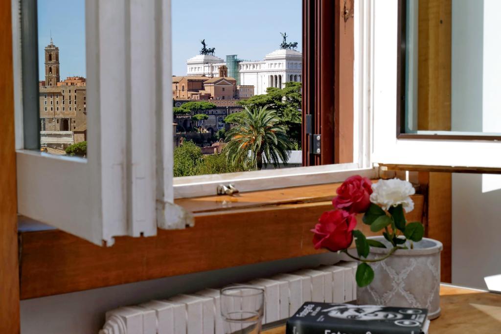 Fori Imperiali Apartment โรม ภายนอก รูปภาพ